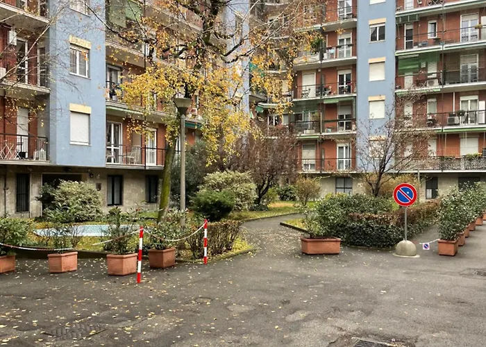 Apartament In Pieni Navigli *