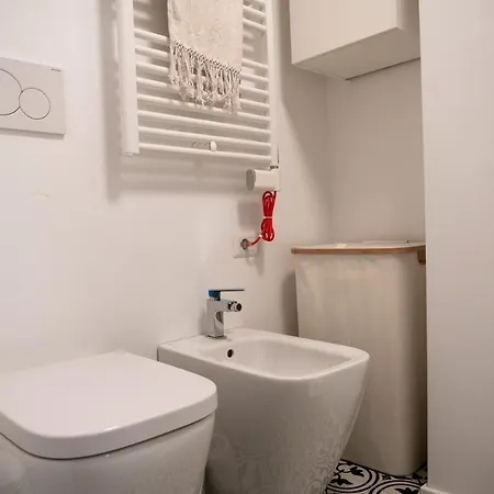 Appartamento In Pieni Navigli *